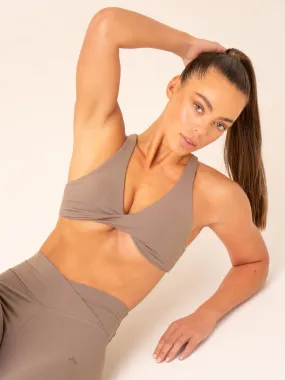 Momentum Twist Sports Bra - Taupe