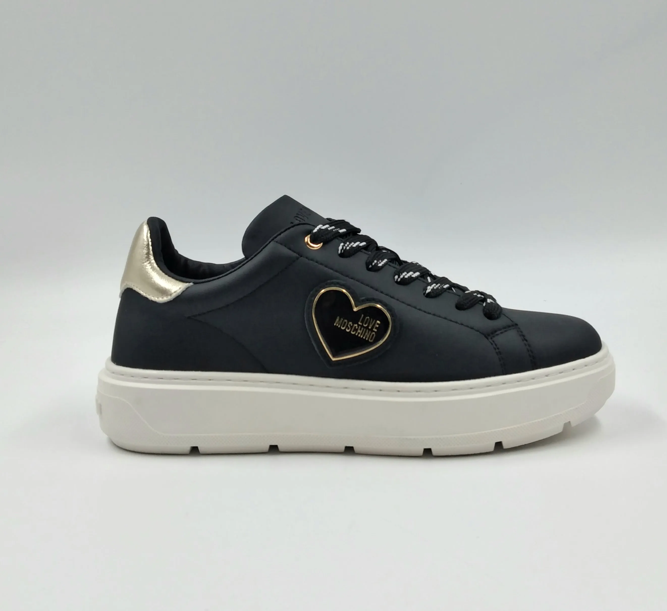 SNEAKERS PELLE NERA