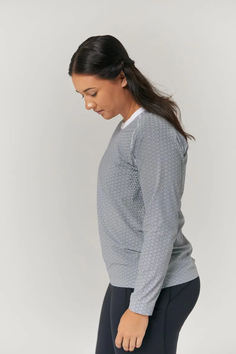 Women's Long Sleeve Training Top - Rolling Waves